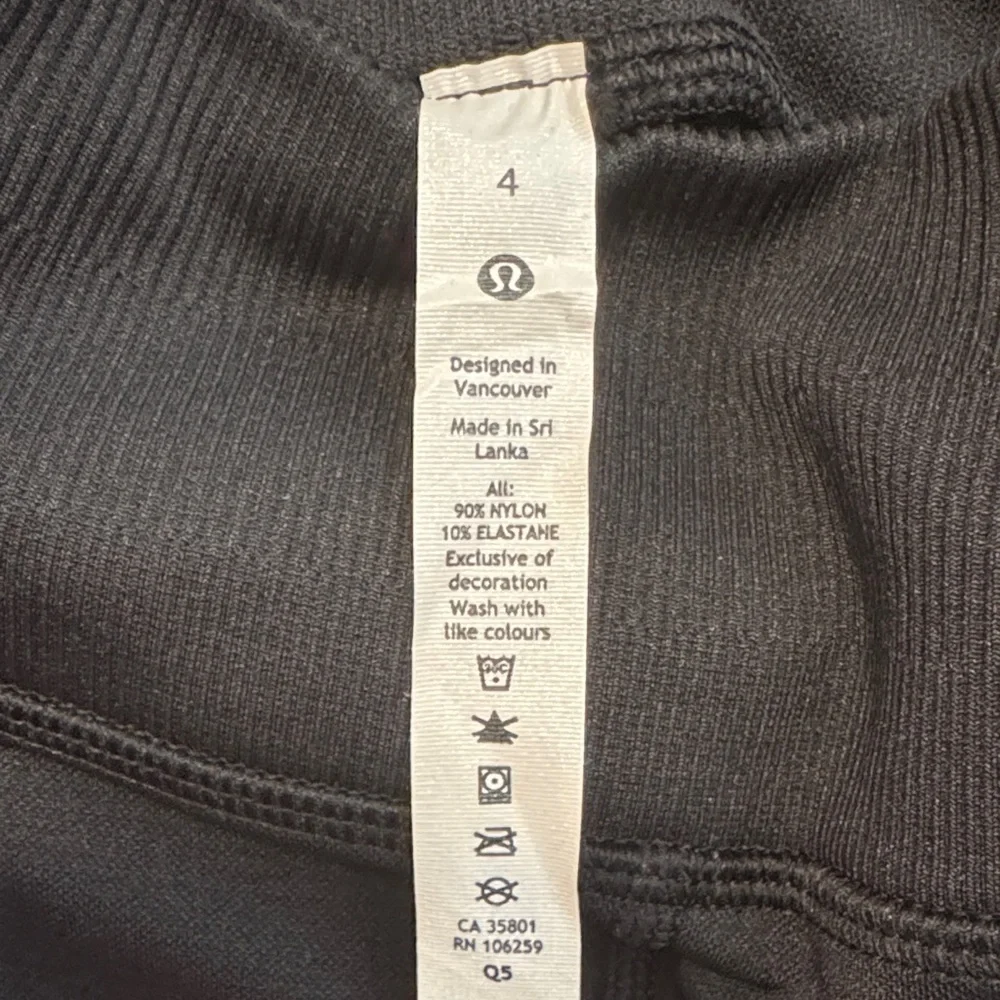 Lululemon For the Chill Of It High Rise Short 4”